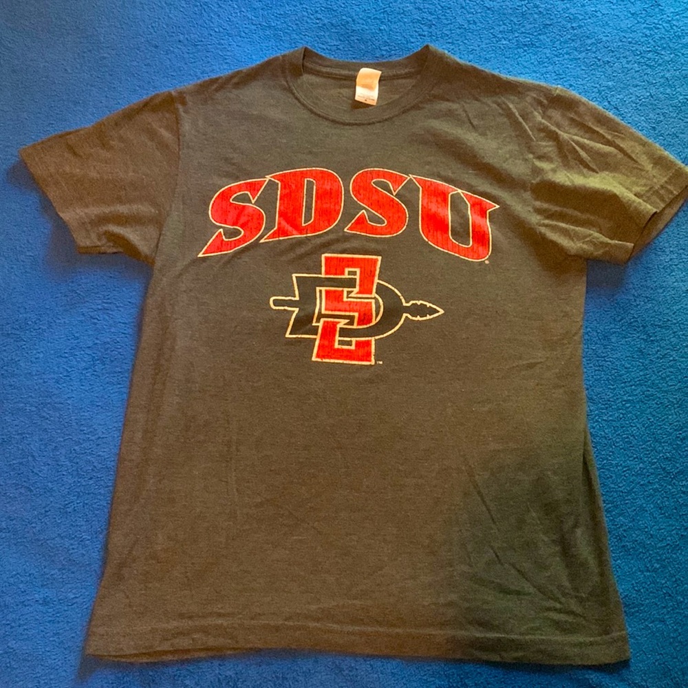 SDSU T shirt